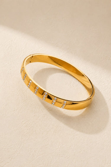 Oria Crystal Bangle