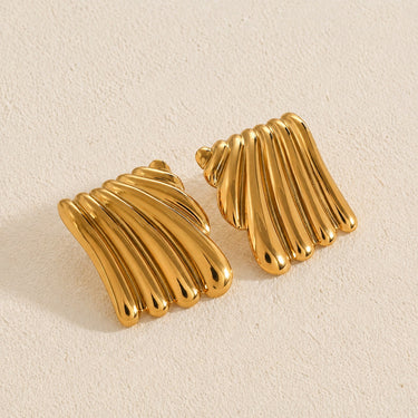 Soleil Wave Studs